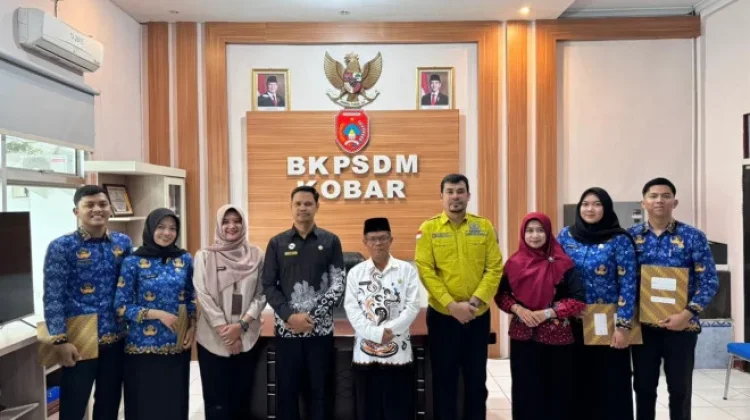 Dishub Kobar Lantik 4 Lulusan PTDI-STTD Jadi PNS