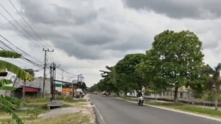Cuaca Tidak Menentu, Waspada Dampak Bencana
