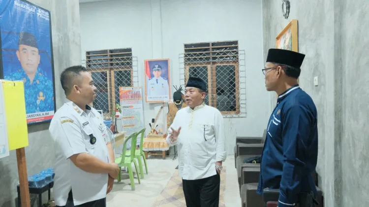 Usai Safari Ramadan, Bupati Kapuas Tinjau Kantor Lurah Pulau Kupang