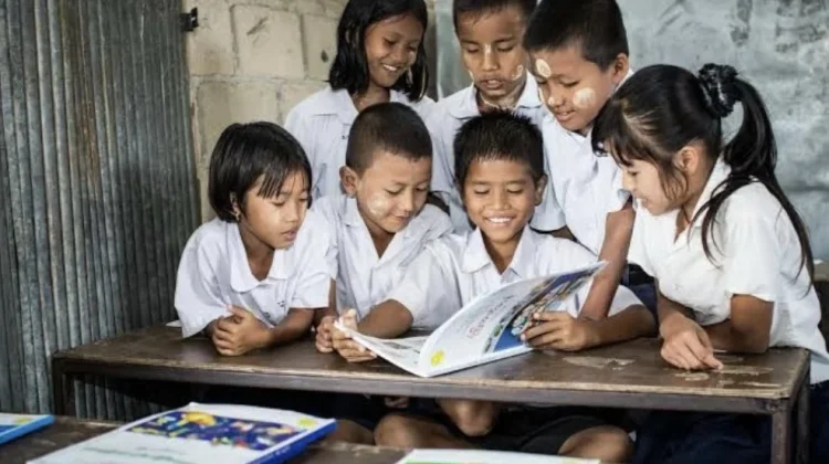 Kebiasaan Membaca Digemari Generasi Muda