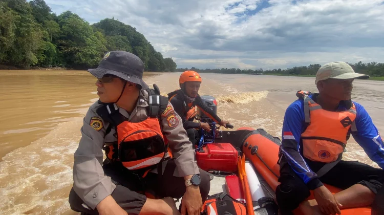 Pemuda 21 Tahun Tenggelam di Sungai Kahayan, Tim SAR Gelar Operasi Pencarian