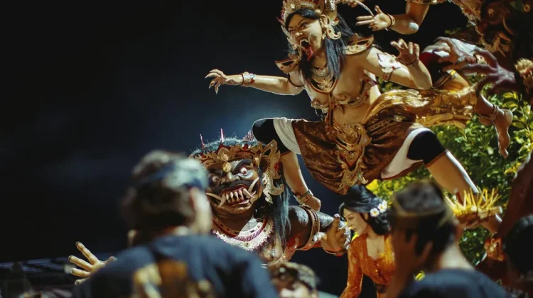 Ogoh-Ogoh Tradisi Bali yang Penuh Filosofi Hidup