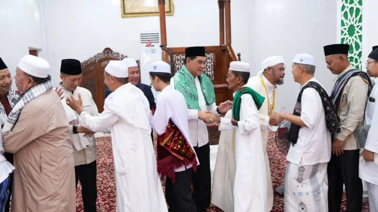 Salat Idul Fitri, Bupati Shalahuddin Ajak Jemaah Jaga Konsistensi Pasca Ramadan