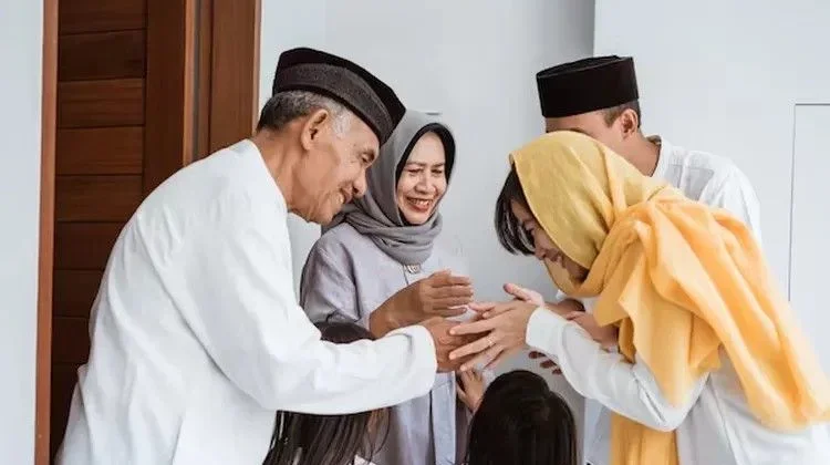 Makna Saling Bermaaf-Maafan Saat Lebaran