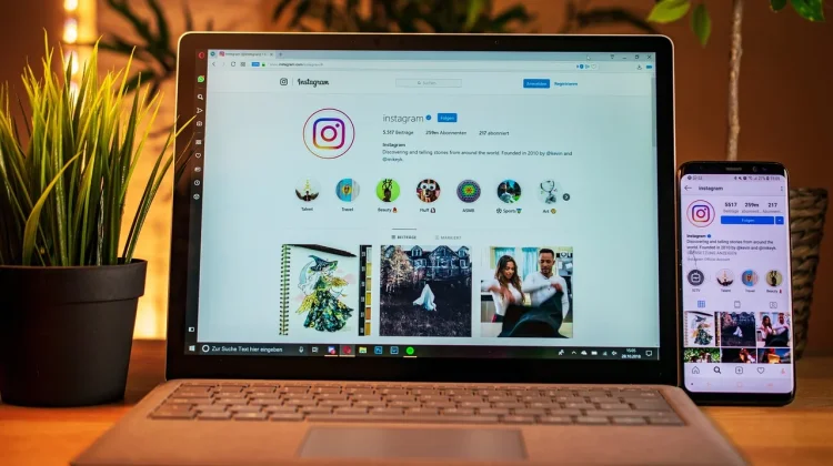 Bijak Bermedia Sosial Cegah Dosa dan Fitnah Digital