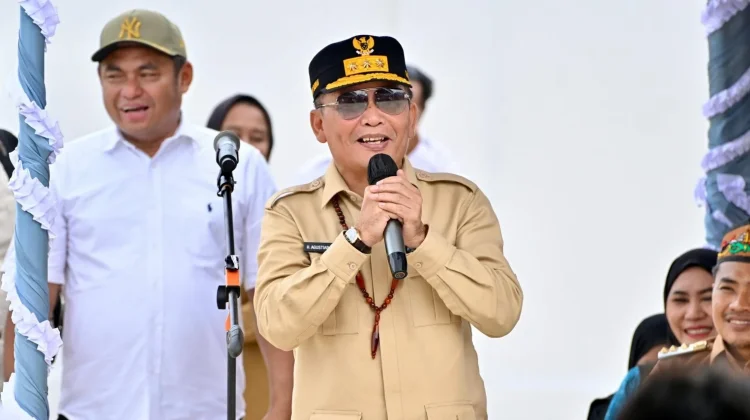 Gubernur Kalteng Salurkan Bantuan Pangan Presiden di Kabupaten Seruyan