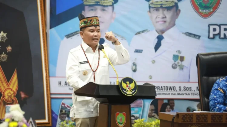 Penyaluran Bansos KHBS Disambut Antusias, Agustiar Sabran Tekankan Tepat Sasaran