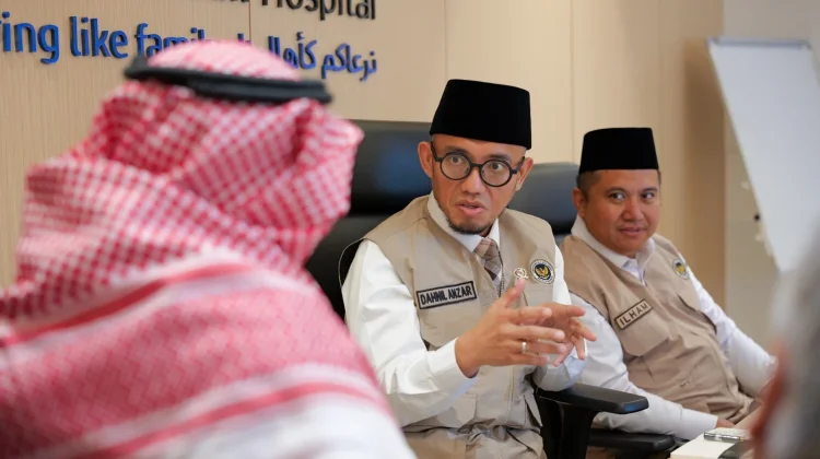 Wamenhaj Pertebal Layanan Kesehatan di Makkah