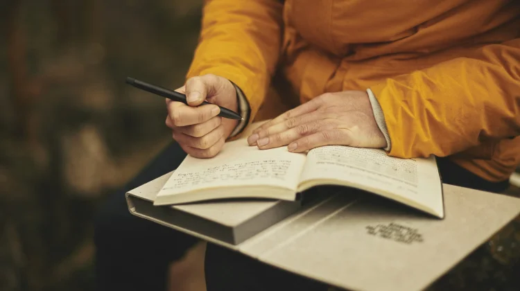 Journaling, Bantu Kelola Emosi Harian