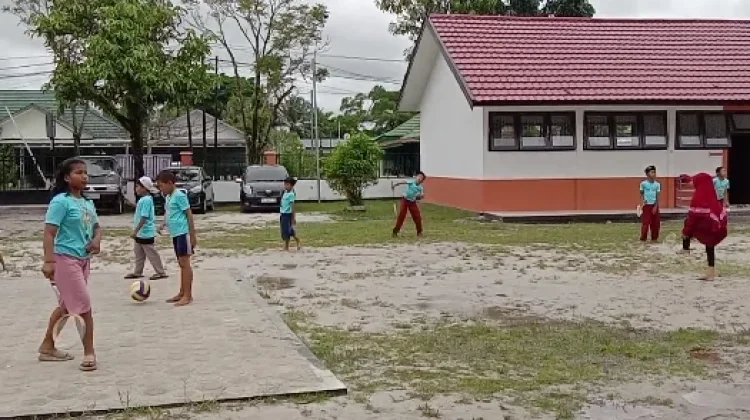 Ibu Sambung Berjuang agar Anak Raih Masa Depan Cerah lewat Sekolah Rakyat