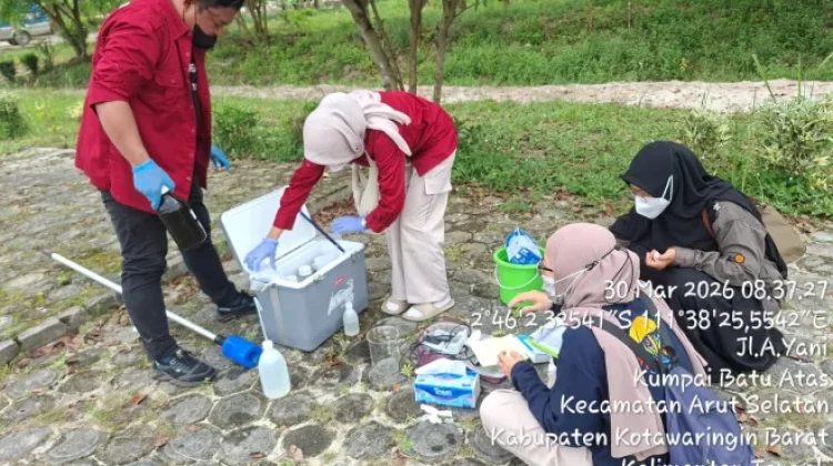 Jaga Kualitas Air, DLH Kobar Uji Sampel Lindi di TPA Pasir Panjang