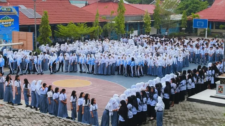 SMAN 1 Sampit Halalbihalal Perkuat Karakter dan Kebersamaan