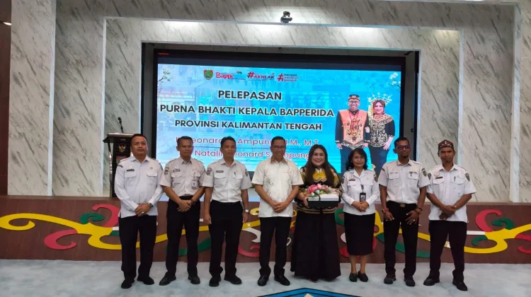 Pamit Pensiun, Leonard S Ampung Berpesan ASN Tingkatkan Kinerja Secara Maksimal