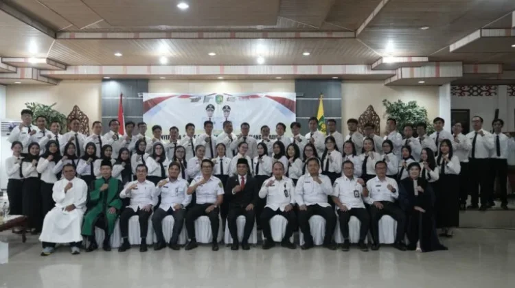 Sebanyak 52 CPNS Pemko Palangka Raya Terima SK PNS