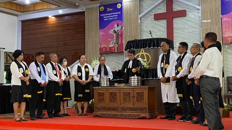 Yesus Turun ke Dunia Orang Mati, Khotbah Pendeta GKE Rajawali Sebagai Refleksi Umat