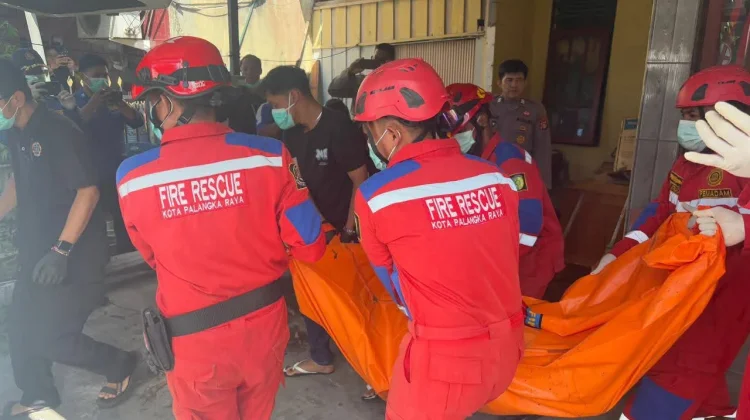 Pria Paruh Baya Ditemukan Meninggal di Kamar Mandi
