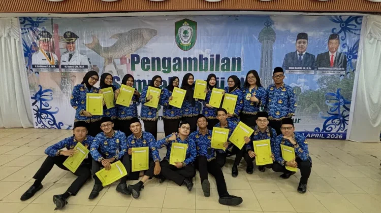 Penyerahan SK dan Pelantikan PNS Formasi 2024 Kotim