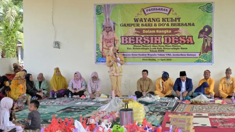 Lestarikan Tradisi, Bupati Kobar Hadiri Bersih Desa dan Sedekah Bumi di Riam Durian