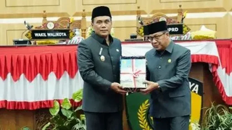 Ketua DPRD Palangka Raya Ingatkan Pemko Bekerja Keras Penuhi Target PAD