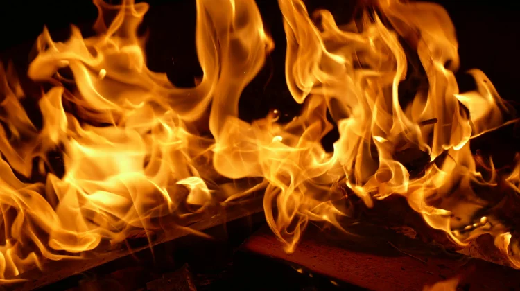 Toko Buah di Kumai Ludes Terbakar, Diduga akibat Korsleting Listrik Kulkas