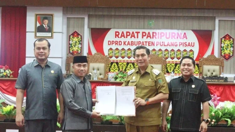 Wabup Hadiri Paripurna, DPRD Pulang Pisau Sampaikan Rekomendasi LKPj 2025