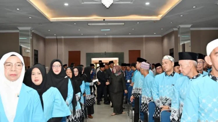 Lepas 161 Jemaah Calon Haji, Pemkab Kobar Fasilitasi Pesawat Khusus ke Embarkasi