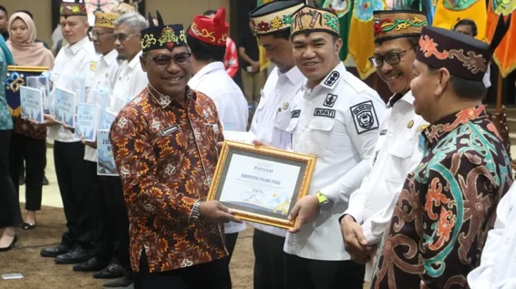 Tekan Angka Tengkes, Pemkab Pulang Pisau Raih Dua Penghargaan Bergengsi