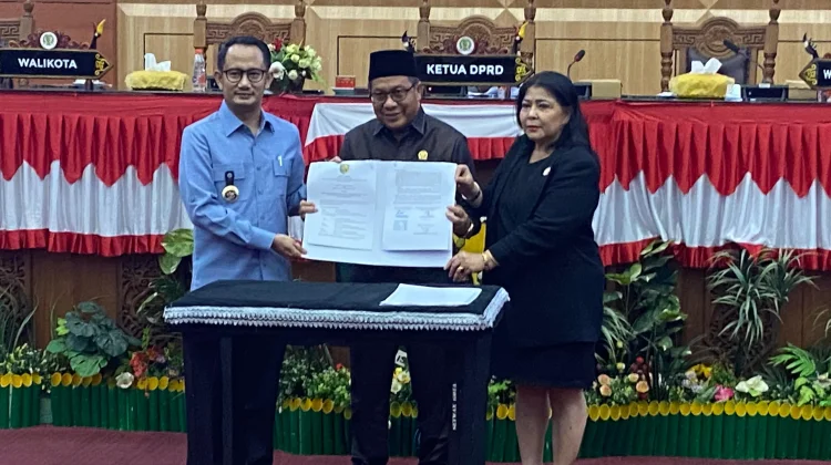 Penetapan Tiga Perda Palangka Raya Penyempurnaan Fasilitasi Gubernur Kalteng