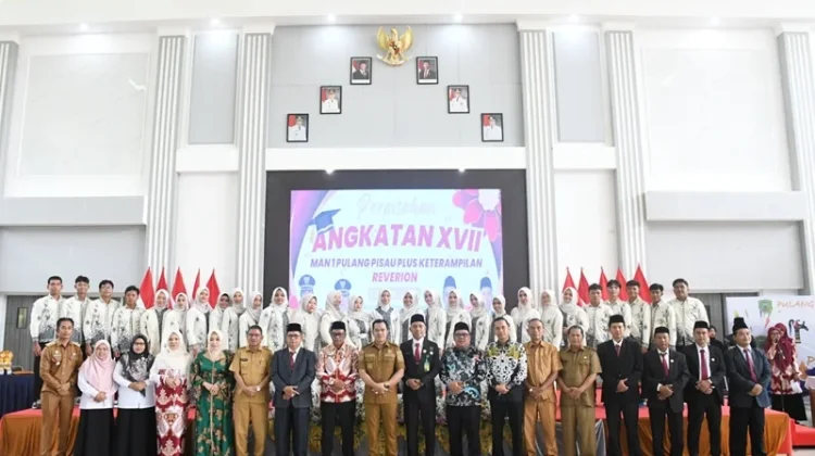 Bupati Pulang Pisau Beri Motivasi Lulusan MAN 1 Angkatan ke-17