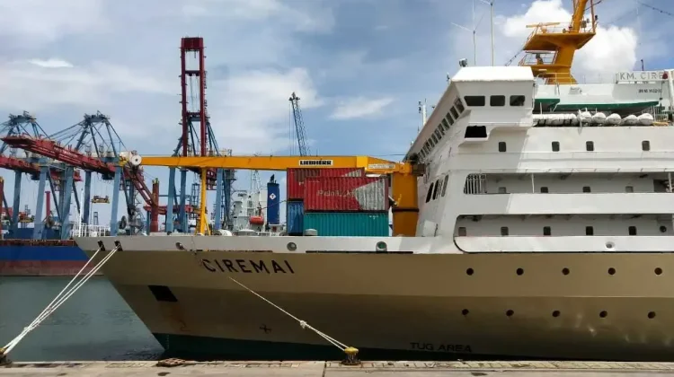 Penyebab Mabuk Laut Saat Naik Kapal Laut