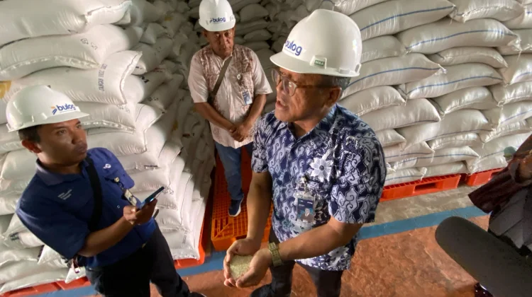 Stok Beras Bulog Kalteng Aman, Hasil dari Petani Lokal