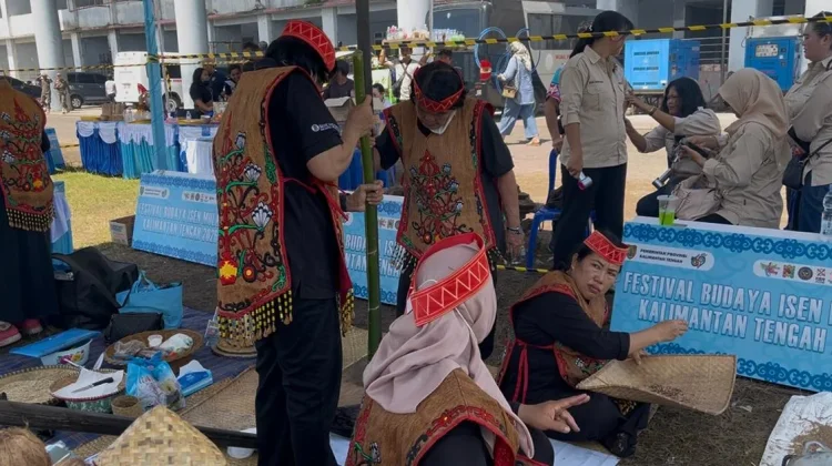 Lomba Mangenta Meriahkan Festival Budaya Isen Mulang 2026