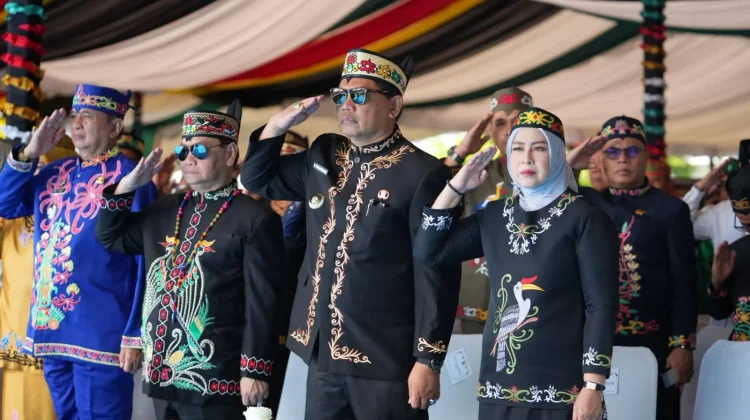 Bupati Barito Utara Hadir Upacara Hari Jadi Kalteng