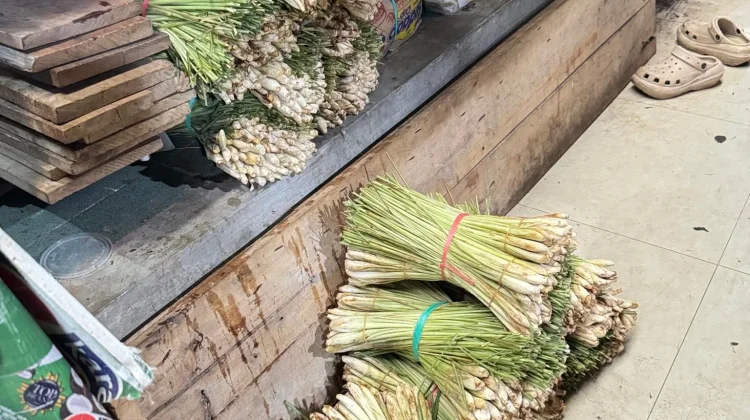 Usaha Berjualan Serai di Pasar Tradisional Tetap Menjadi Pilihan Pedagang Lokal