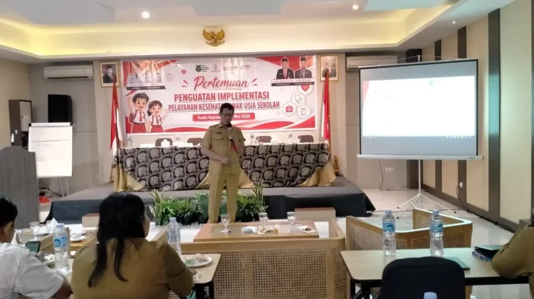 Kadiskes Kapuas Buka Pertemuan Penguatan Kesehatan Anak Sekolah