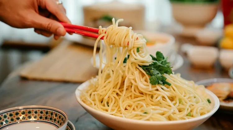 Mie Tradisional dan Perkembangannya dalam Dunia Kuliner Modern