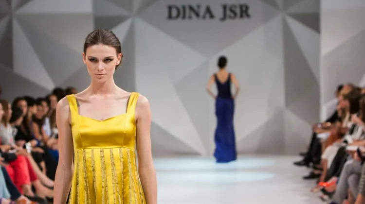 Dunia Runway dalam Industri Fashion Global Modern