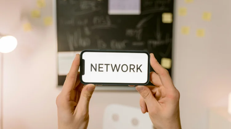 Sinyal Smartphone Tiba-tiba Hilang? Kenali Pemicu Utama dan Cara Mengatasinya