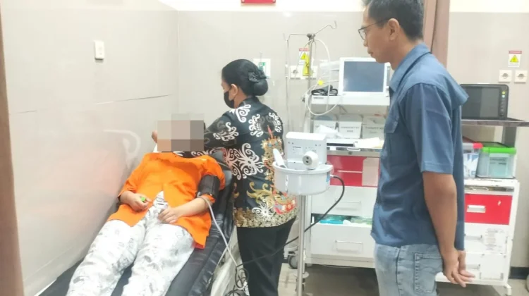 Tahanan, Sesak Nafas Dilarikan ke RS Bhayangkara