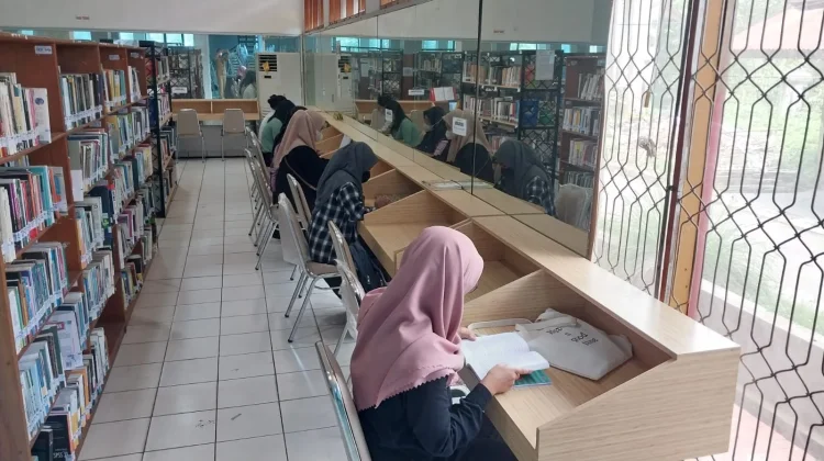 Perpustakaan Kalteng Menjadi Ruang Kolaborasi dan Kreativitas Masyarakat