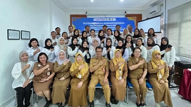 Kadiskes Kapuas Beri Pelatihan Imunisasi 26 Puskesmas