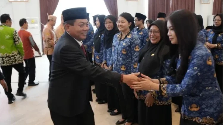 Bupati Kapuas Lantik PNS serta Pejabat Fungsional Tahun 2026