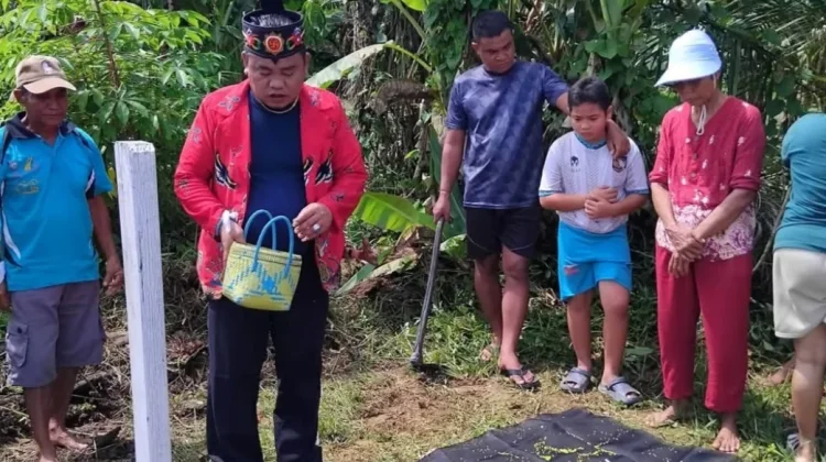 Mugar Kuburan Tahapan Penting Pelaksanaan Ritual Tiwah Umat Hindu Kaharingan