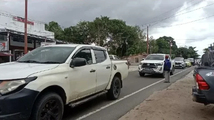 Warga Sampaikan Keluhan Jalan Rusak, Drainase hingga Sampah dalam Program Halo RRI