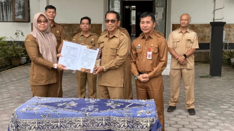 Sertijab DPKP Kobar, Sekda Rody Iskandar Minta Jajaran Ciptakan Inovasi