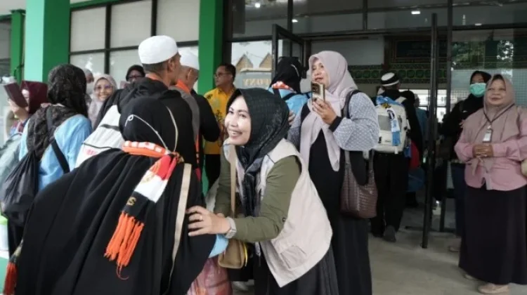 Kloter Terakhir Asal Kapuas Tiba di Tanah Air