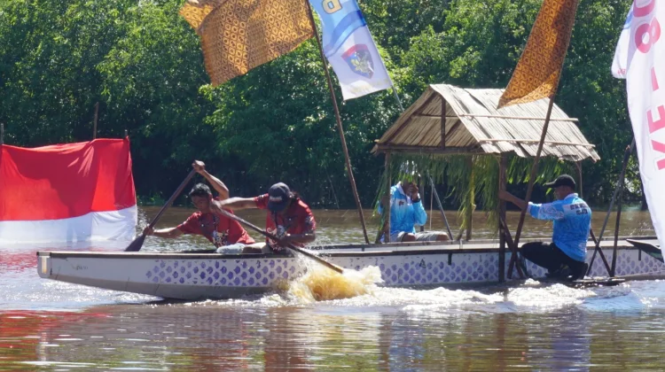 HUT Bhayangkara ke 80, Polda Kalteng Gelar Lomba Besei Kambe