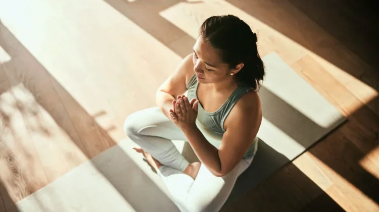 Hari Yoga Internasional 2026, Promosikan Kiat Penuaan yang Sehat melalui Yoga