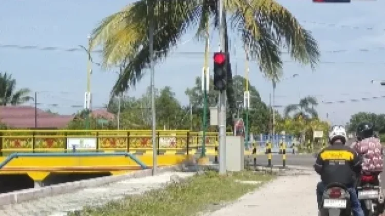 Keterbatasan Anggaran Jadi Tantangan Penanganan Jalan Rusak