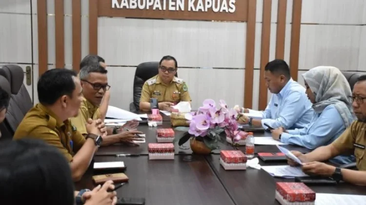 Asisten I Pimpin Rapat Fasilitasi Penyelesaian Klaim Tanah Eks Disbudpora